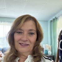 Elizabeth Barrineau