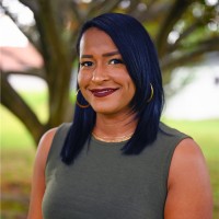 Linda Castro-Vega