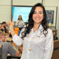 Paula R. Guimarães Roncholeta