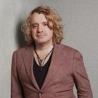 stefan hoven lieuw choy