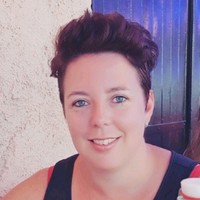 Ilona van den Eijnde Damen