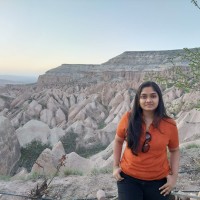 Divya Nitin (ディヴィヤ ニチン)