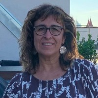 Lúcia Da Costa Soares