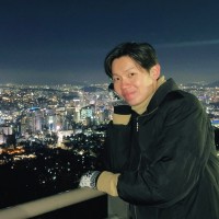 Damian Low