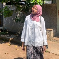 Putri Mirza