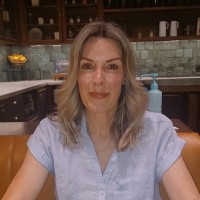 Paula Cashman (Charles)