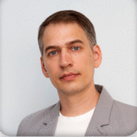 Vitaliy Pivovarov