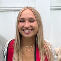 Sara F.