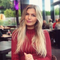 Julia de Vries