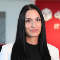 Gyöngyi Luczi