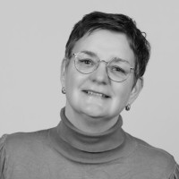 Esther Van Den Berg