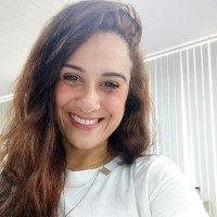 Isis Patrícia Lima Brito