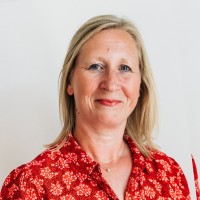 Lynda Girvan