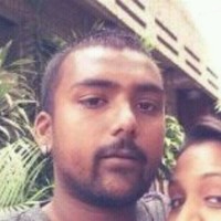 Naicker Poovez