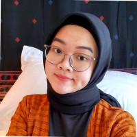 Destriana Rachma Riandini