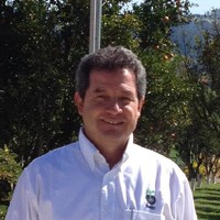 Carlos Leal