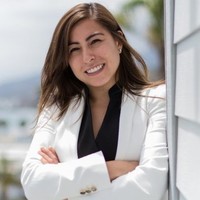 Stephanie Valladao
