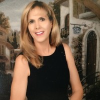 Lisa Deans B.S., R.T.(R)(MR)(ARRT)(CRT)