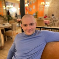 Андрей Новиков