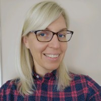 Fruzsina Takács-Igari