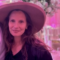 Naomi Solomon