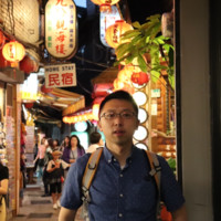 李シン