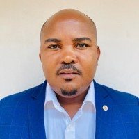 Dr NAYITURIKI japhet