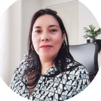 Julie Paredes