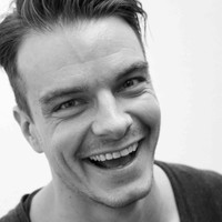 Timo Bäcker