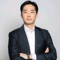 Hakjong Lee