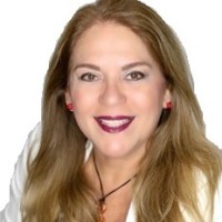 Elizabeth Leon