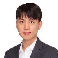 Junsang Moon