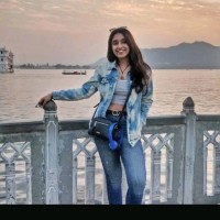 Aakanksha monga fan boy