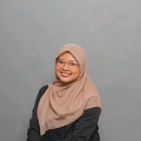 Dina Nazhifah