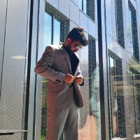 Vinod R
