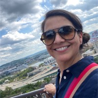 Naomi Fogel