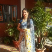 Meenakshi bakshi