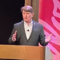 Robert Thomas