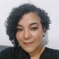 Claudia Menezes