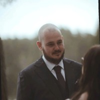 Tom Andrews