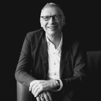 Neil Lewis