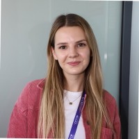 Dzsenifer Fraszt