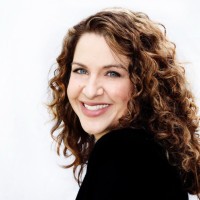 Stacey Landes