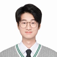 Qiuyu L.