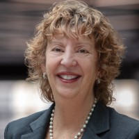 Laurie Benson, Bsn