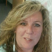 Kristine F. Defuria, Rhit, Rois