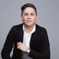 Michael J. Gómez