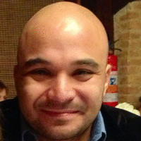 Claudio Ayres
