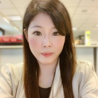 Iris Wang