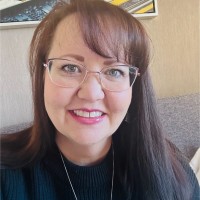 Suzanne Howard